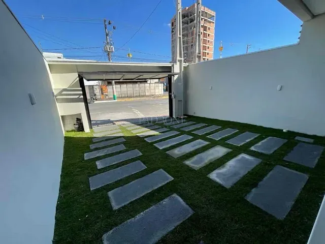 Sobrado 3 quartos e 5 banheiros, à venda, no bairro São Francisco de Assis em Camboriú