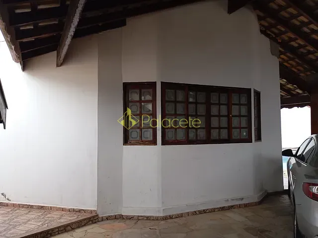 Sobrado 3 quartos e 4 banheiros, à venda, no bairro Residencial Mantiqueira em Pindamonhangaba