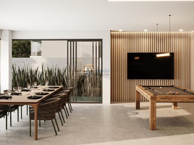 Sobrado com 354m² 4 quartos e 6 banheiros, à venda, no bairro Cascatinha em Curitiba