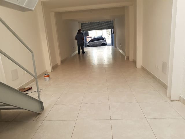 Foto do Sobrado - Loja para locação, 130 m², 5 salas, loja no térreo com vão livre e porta de aço, banheiro para PcD, 1 vaga - Campo Belo - São Paulo/SP | Paulista Imóveis