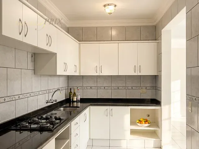 Sobrado com 116m² 3 quartos e 3 banheiros, à venda, no bairro Santa Cândida em Curitiba