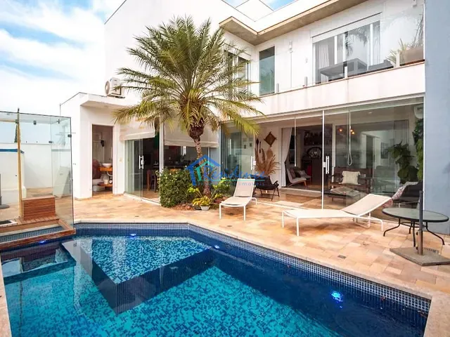 Sobrado com 405m² 4 quartos e 6 banheiros, à venda, no bairro Jardim Residencial Alto de Itaici em Indaiatuba