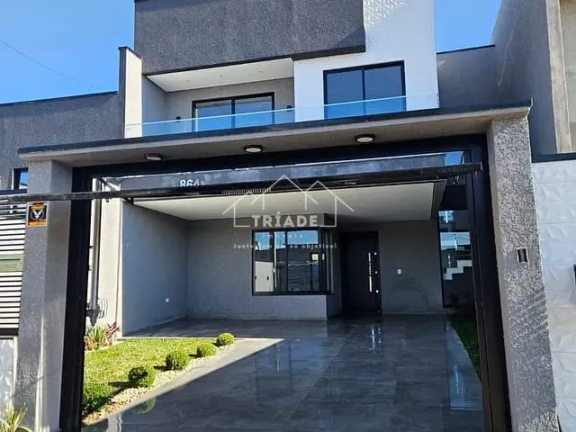 Sobrado com 180m² 3 quartos e 2 banheiros, à venda, no bairro Iguaçu em Araucária