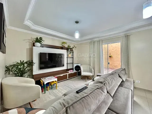 Sobrado com 134m² 3 quartos e 3 banheiros, à venda, no bairro Fazendinha em Curitiba