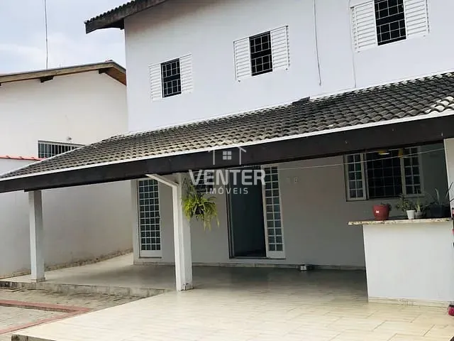 Sobrado com 300m² 3 quartos e 3 banheiros, à venda, no bairro Loteamento Parque das Fontes em Tremembé