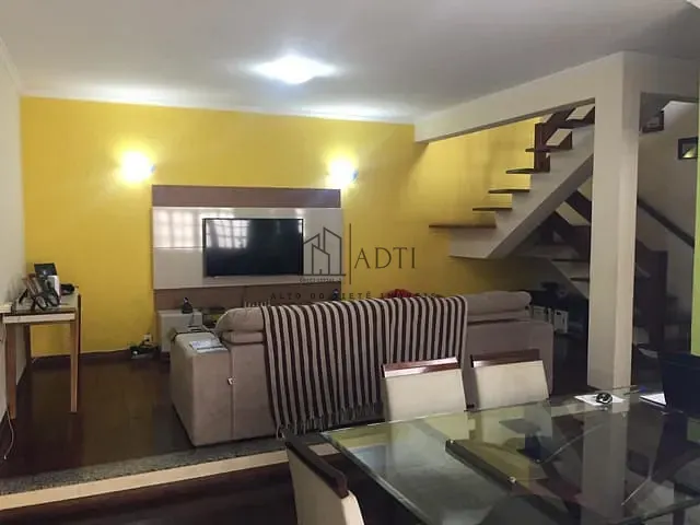 Sobrado 3 quartos e 4 banheiros, à venda, no bairro Cidade Jardim em Mogi das Cruzes
