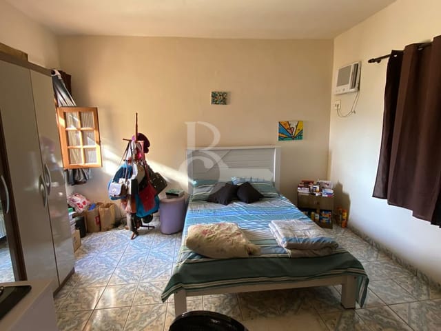 Sobrado com 70m² 2 quartos e 2 banheiros, à venda, no bairro Parque Jóquei Club em Campos dos Goytacazes