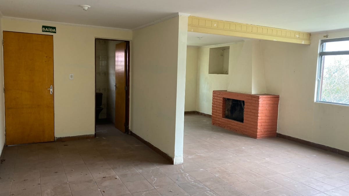 Sobrado para venda em Jardim Remo com 3 quartos, sendo 3 suítes, 239m²