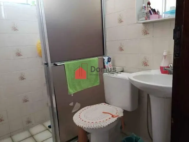 Sobrado com 160m² 4 quartos e 3 banheiros, à venda, no bairro Jardim Paraíso em São José dos Campos