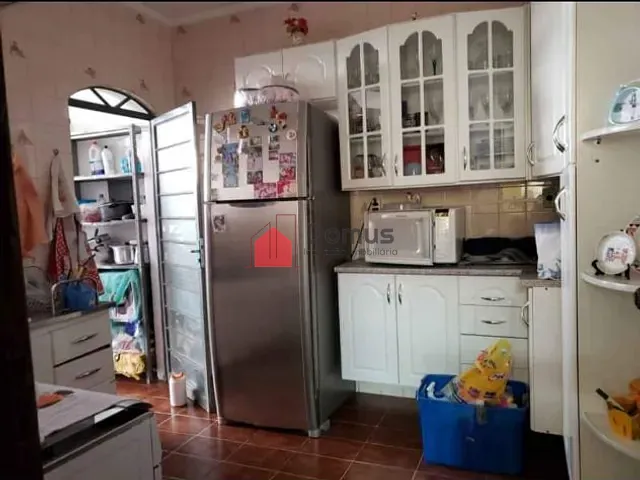 Sobrado com 160m² 4 quartos e 3 banheiros, à venda, no bairro Jardim Paraíso em São José dos Campos