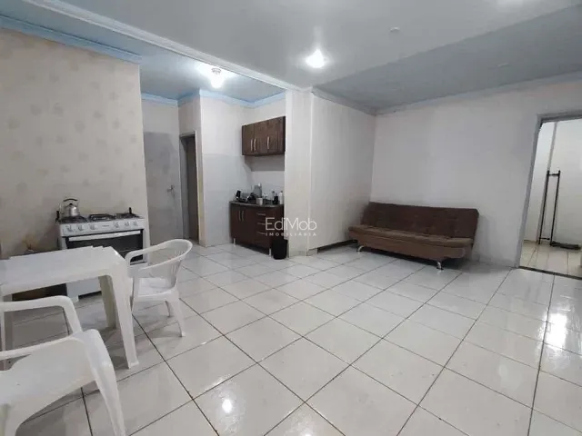 Sobrado com 195m² 4 quartos e 2 banheiros, à venda, no bairro São Cristóvão em Cascavel