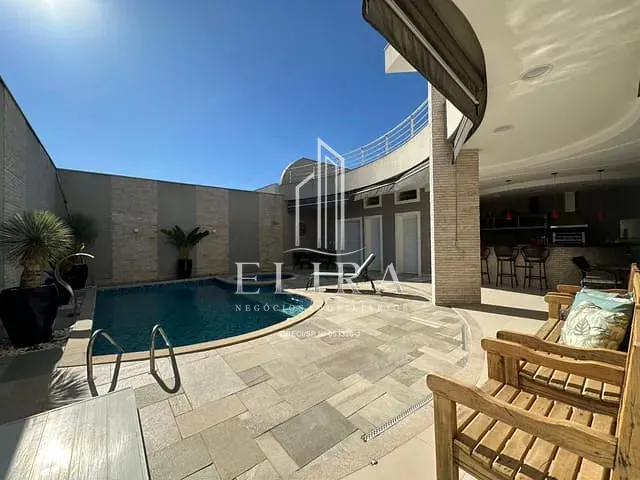 Sobrado com 389m² 4 quartos e 6 banheiros, à venda, no bairro Jardim Imperador em Americana
