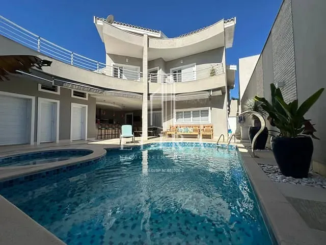 Sobrado com 389m² 4 quartos e 6 banheiros, à venda, no bairro Jardim Imperador em Americana