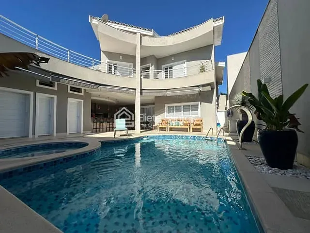 Sobrado com 389m² 4 quartos e 6 banheiros, à venda, no bairro Jardim Imperador em Americana