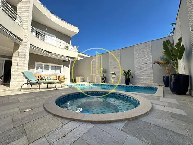 Sobrado com 389m² 4 quartos e 6 banheiros, à venda, no bairro Jardim Imperador em Americana
