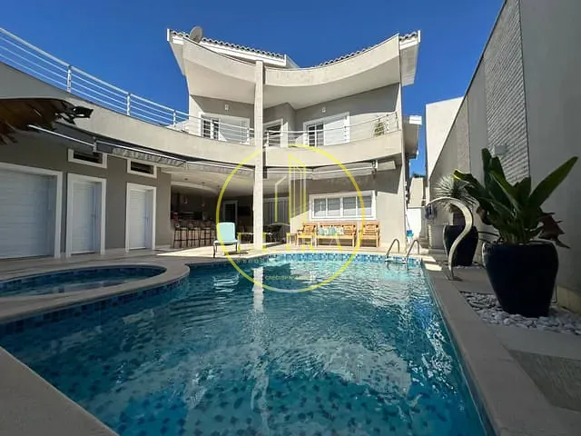 Sobrado com 389m² 4 quartos e 6 banheiros, à venda, no bairro Jardim Imperador em Americana