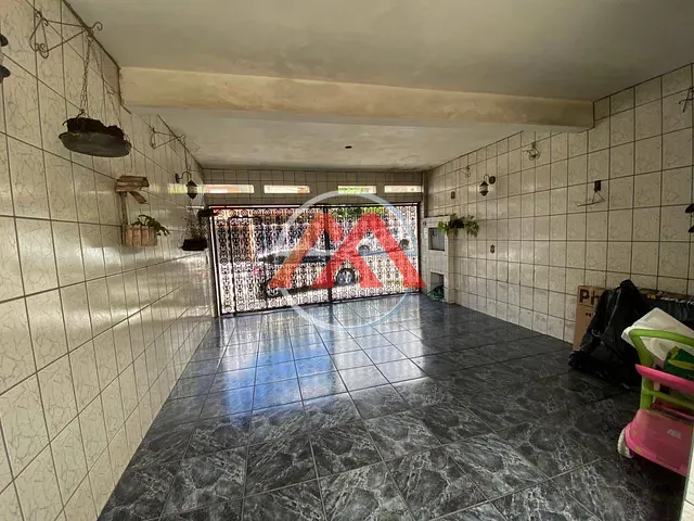 Sobrado 3 quartos e 2 banheiros, à venda, no bairro Parque Santa Madalena em São Paulo