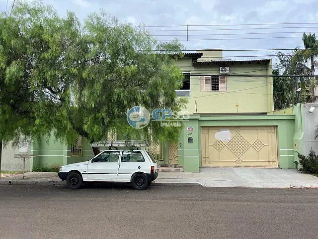 Sobrado com 530m² 4 quartos e 2 banheiros, para alugar, no bairro Aurora em Londrina