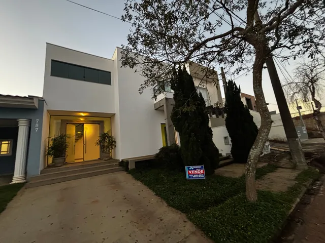 Sobrado com 250m² 4 quartos e 3 banheiros, à venda, no bairro Vila Monte Verde em Tatuí