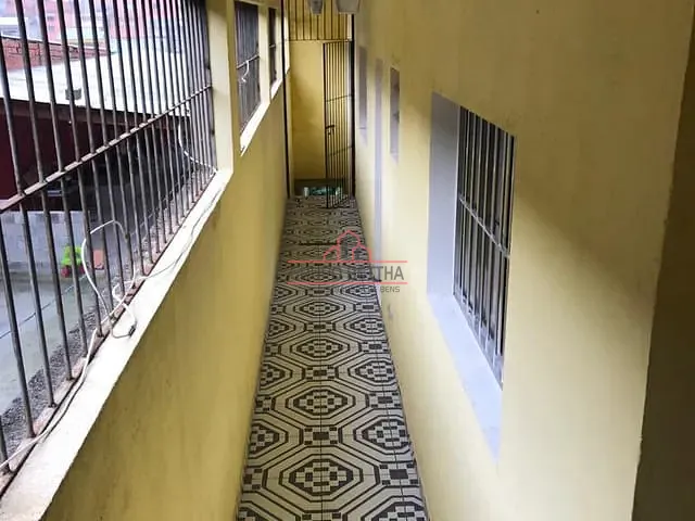 Sobrado com 200m² 5 quartos e 5 banheiros, à venda, no bairro Jardim Briquet em Itapevi