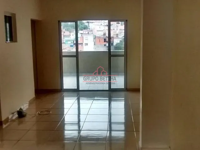 Sobrado com 200m² 5 quartos e 5 banheiros, à venda, no bairro Jardim Briquet em Itapevi