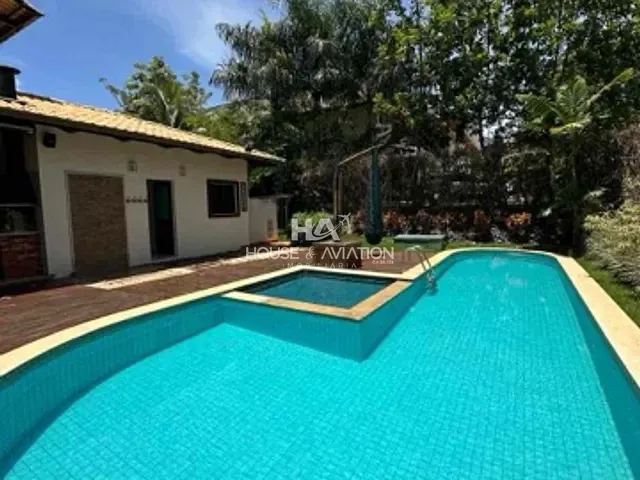 Sobrado 4 quartos e 6 banheiros, à venda, no bairro Residencial Aldeia do Vale em Goiânia