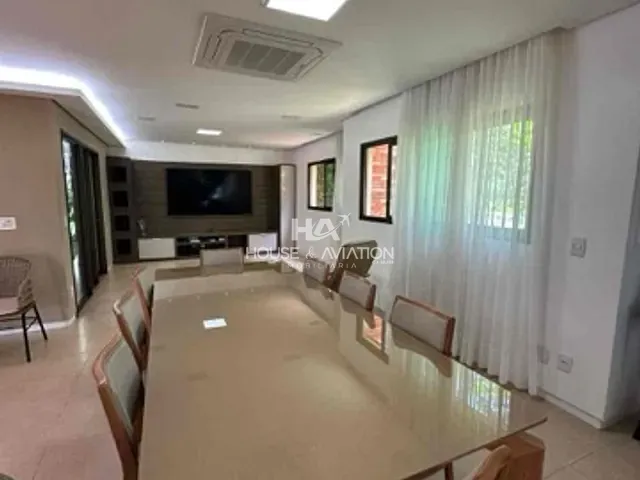 Sobrado 4 quartos e 6 banheiros, à venda, no bairro Residencial Aldeia do Vale em Goiânia