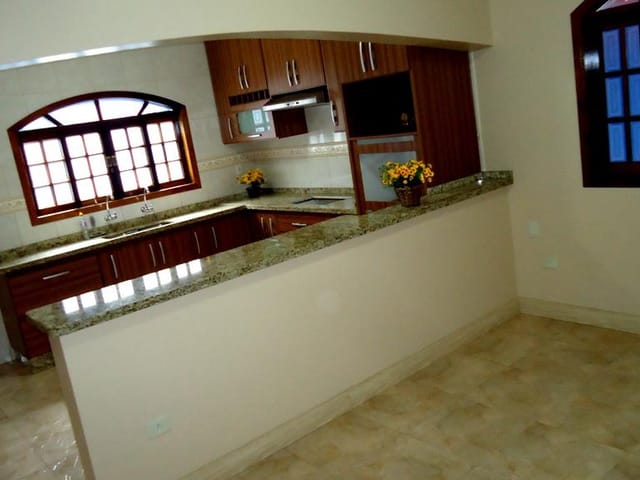 Foto do Sobrado - Sobrado à venda 3 Quartos, 1 Suite, 2 Vagas, 150M², Residencial Bosque dos Ipês, São José dos Campos - SP | INDEPENDENCE NEGOCIOS IMOBILIARIOS LTDA