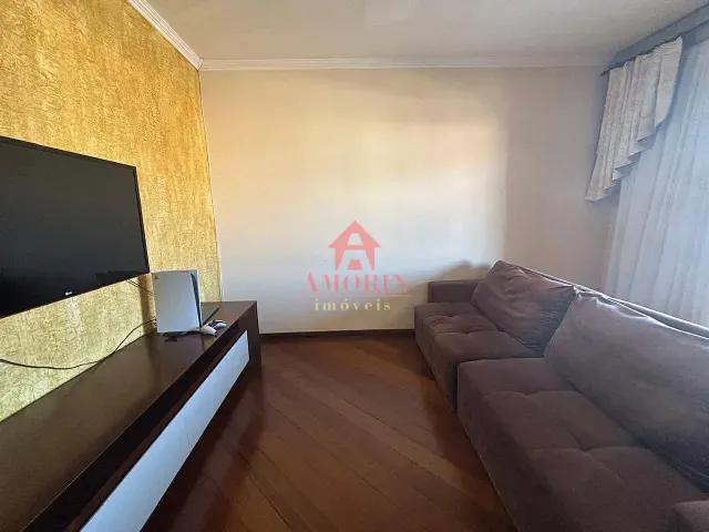 Sobrado com 344m² 4 quartos e 4 banheiros, à venda, no bairro Cidade Industrial em Curitiba