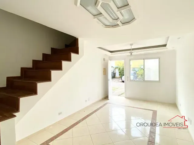 Sobrado com 108m² 3 quartos e 2 banheiros, à venda, no bairro Vila Caraguatá em São Paulo