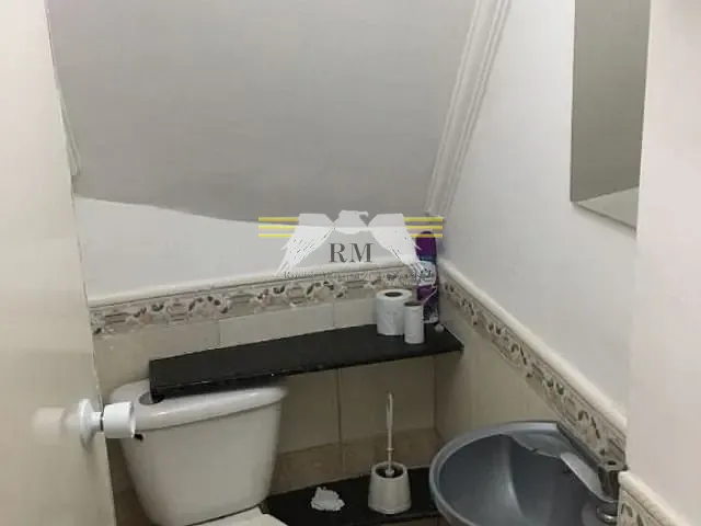 Sobrado com 111m², à venda, no bairro Vila Antonieta em São Paulo