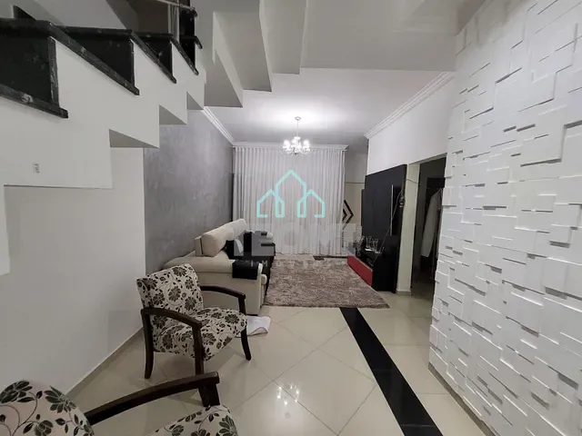 Sobrado com 250m² 5 quartos e 3 banheiros, à venda, no bairro Campos Do Conde em Tremembé