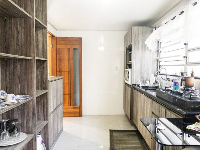 Casa com 240m² 2 quartos e 2 banheiros, à venda, no bairro Centro em Pelotas