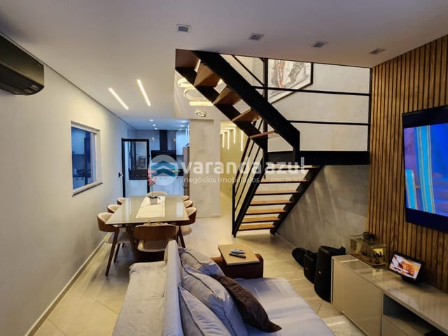 Foto do Sobrado - Lindo Sobrado à Venda em Mogi das Cruzes – Conforto e Estilo em Cada Detalhe, Vila Nova Aparecida, Mogi das Cruzes, SP | Varanda Azul Negócios Imobiliários