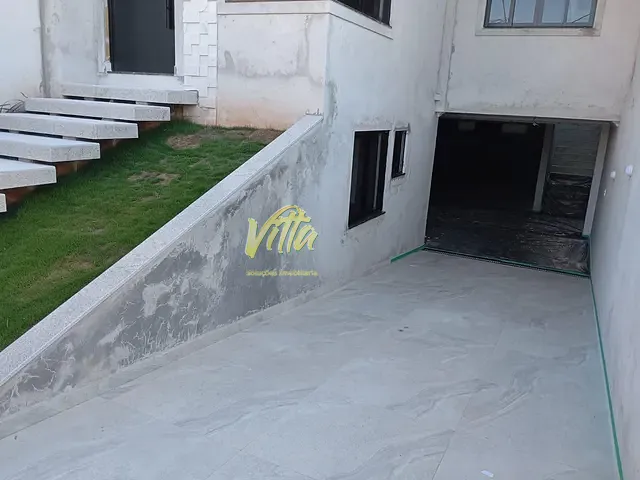 Sobrado com 321m² 3 quartos e 3 banheiros, à venda, no bairro Fazenda Velha em Araucária