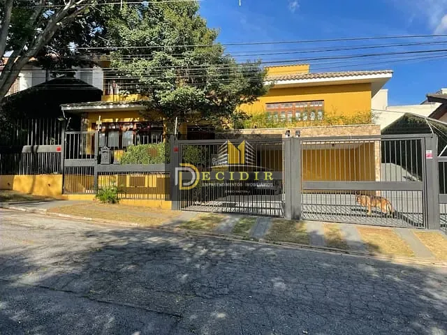 Sobrado com 497m² 5 quartos e 5 banheiros, à venda, no bairro Parque dos Príncipes em São Paulo
