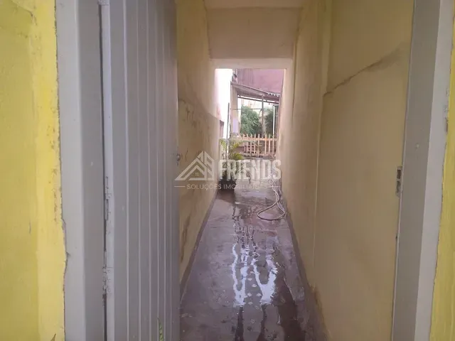 Sobrado com 250m² 4 quartos e 3 banheiros, à venda, no bairro Vila Araguaia em São Paulo