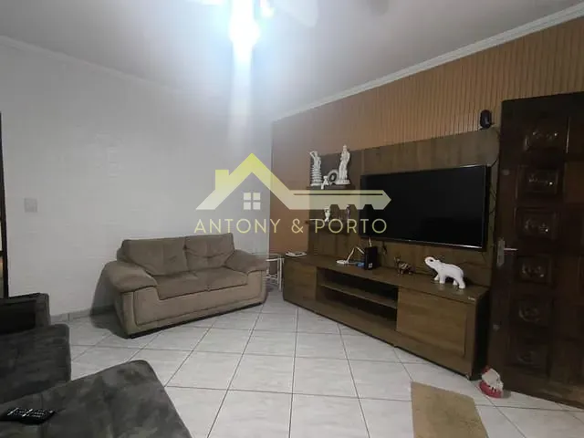Sobrado 3 quartos e 2 banheiros, à venda, no bairro Jardim Vila Galvão em Guarulhos