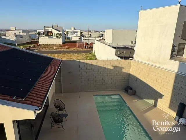 Sobrado com 342m² 3 quartos e 4 banheiros, à venda, no bairro Bom Jardim em Maringá