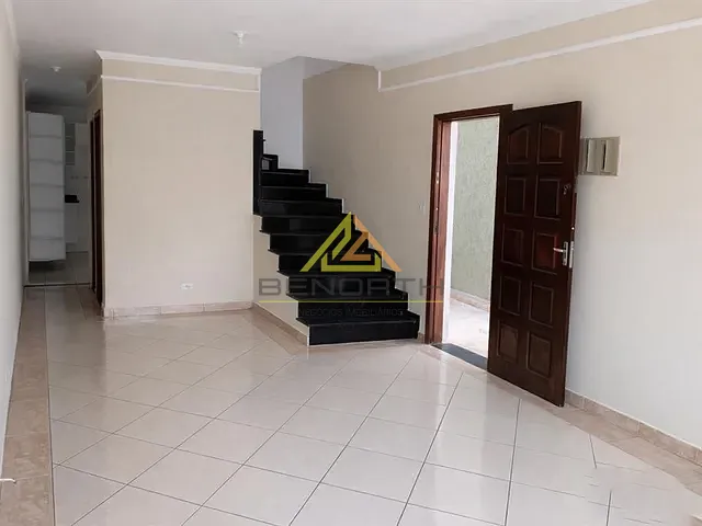 Sobrado com 120m² 3 quartos e 2 banheiros, para alugar, no bairro Vila Isolina Mazzei em São Paulo