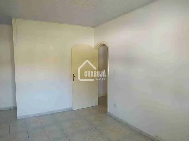 Sobrado 5 quartos e 3 banheiros, à venda, no bairro Vila Áurea (Vicente de Carvalho) em Guarujá