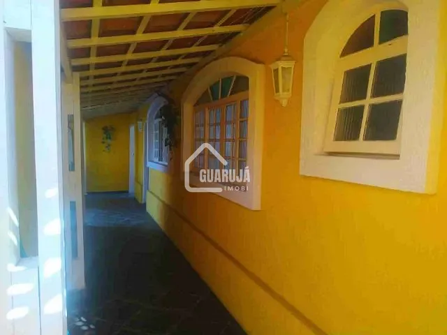 Sobrado 5 quartos e 3 banheiros, à venda, no bairro Vila Áurea (Vicente de Carvalho) em Guarujá
