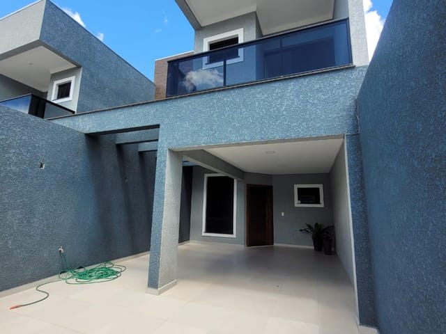 Sobrado com 124m² 3 quartos e 3 banheiros, à venda, no bairro Contorno em Ponta Grossa