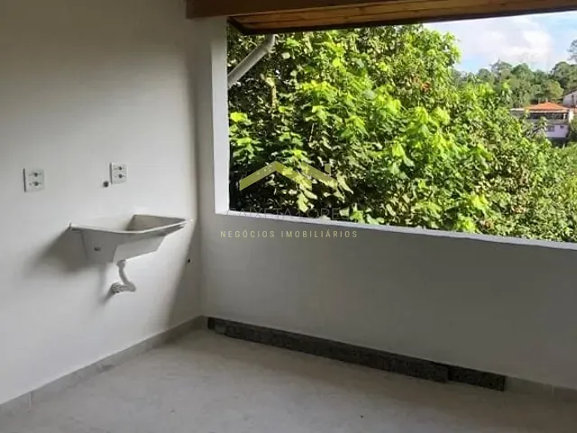 Sobrado 3 quartos e 1 banheiro, à venda, no bairro Colônia em Ribeirão Pires