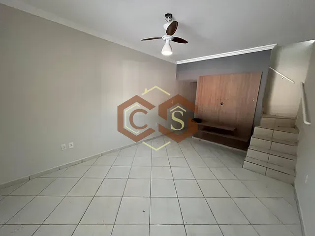 Sobrado com 125m² 3 quartos e 3 banheiros, à venda, no bairro Residencial Monte Verde em Indaiatuba