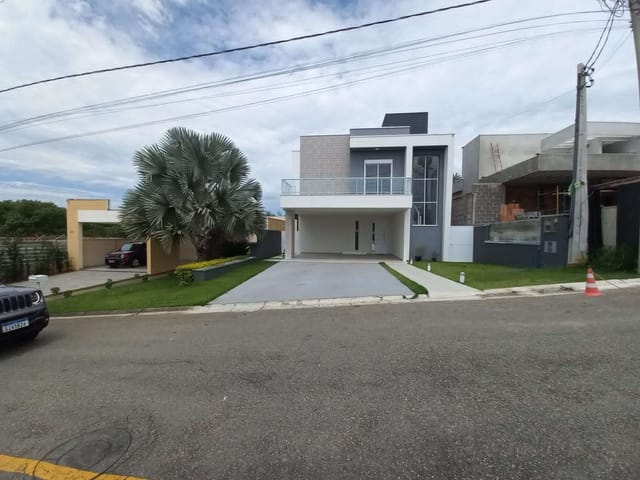 Sobrado com 457m² 3 quartos e 4 banheiros, à venda, no bairro Loteamento Residencial Reserva dos Lagos em Pindamonhangaba