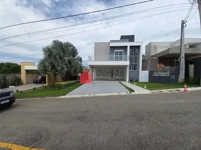 Sobrado com 457m² 3 quartos e 4 banheiros, à venda, no bairro Loteamento Residencial Reserva dos Lagos em Pindamonhangaba