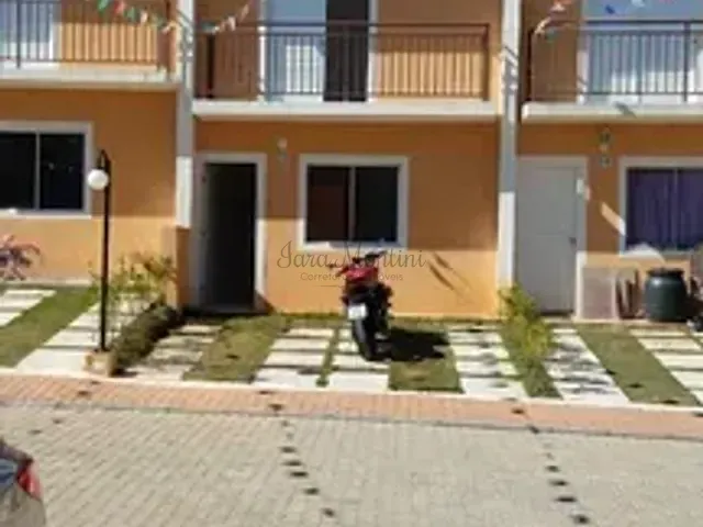 Sobrado 2 quartos e 1 banheiro, à venda, no bairro Chácara Rincão em Cotia