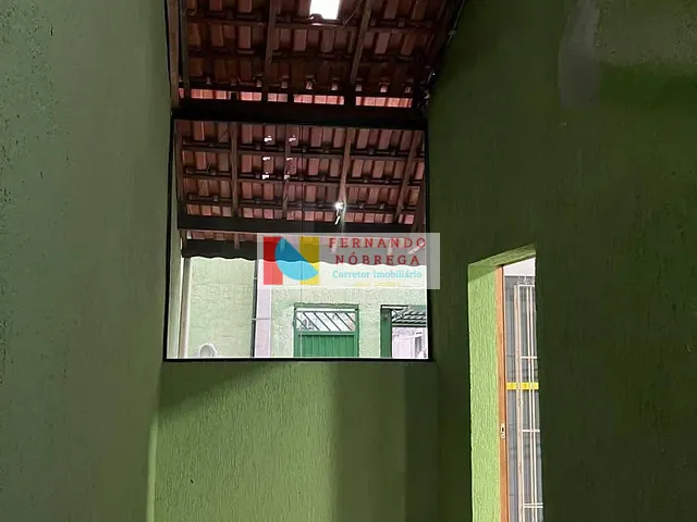 Sobrado com 300m², à venda ou para alugar, no bairro Jardim Presidente Dutra em Guarulhos