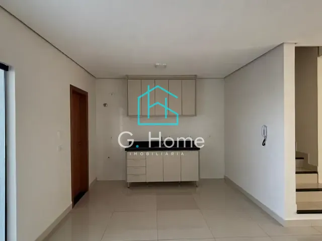 Sobrado com 133m² 3 quartos e 1 banheiro, à venda, no bairro Sabará I em Londrina